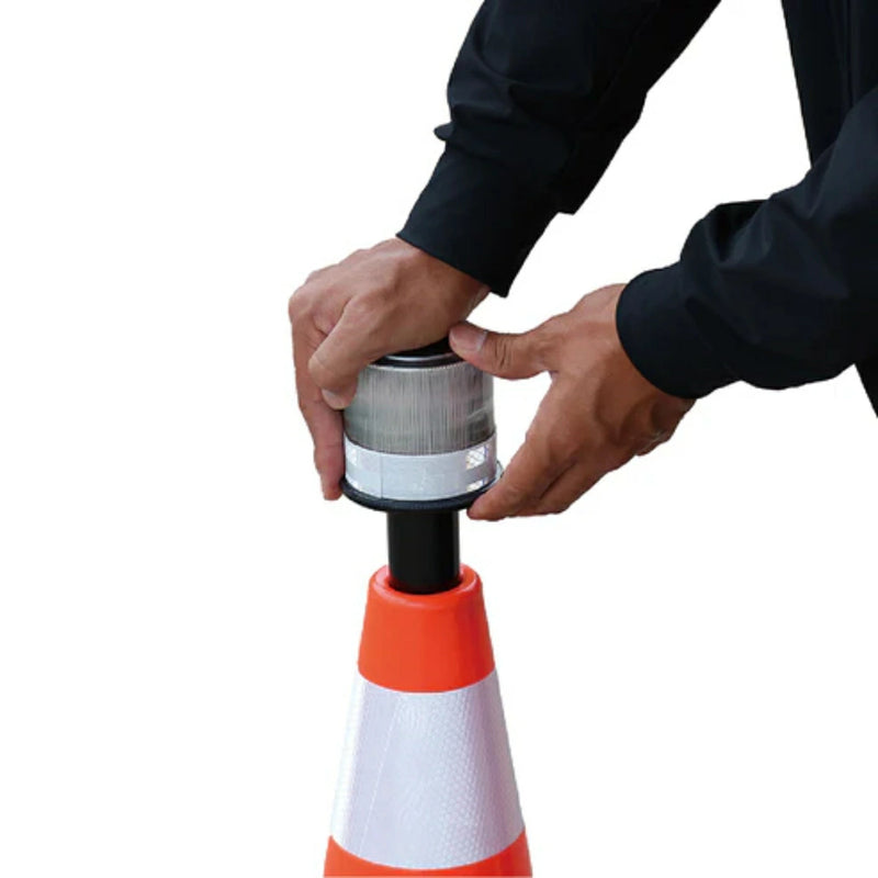 CAR BOY 穴あきコーン レッド CHRK-700RE／ブルー CHRK-700BL／グリーンイエロー CHRK-700GY 1個 水害 災害 テロ対策 PVC SDGs